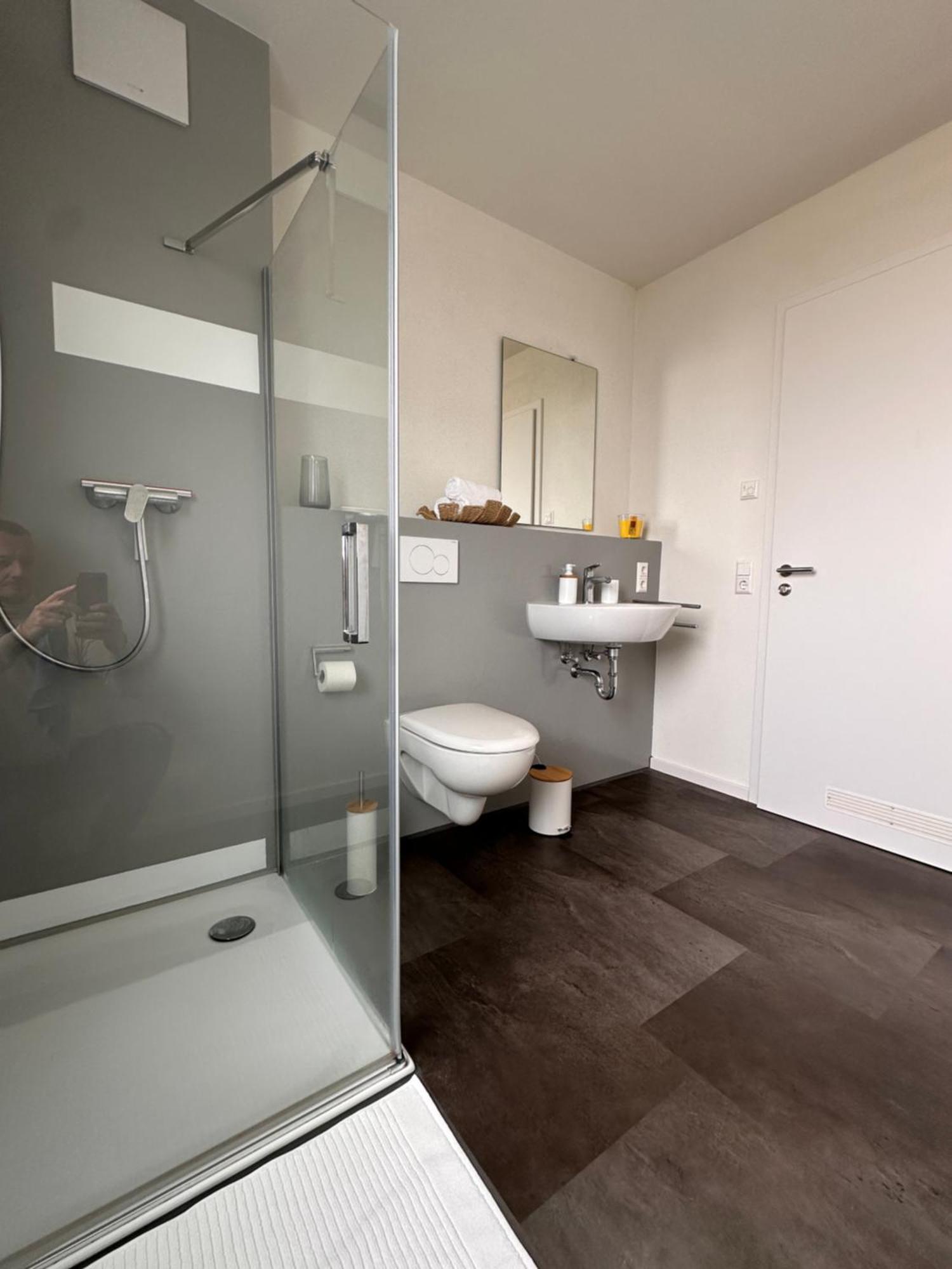 Amao-Sepia I 86Qm I King-Size Beds I Netflix I Privat Balcony I Free Parking I Near Europapark Rheinhausen Exterior foto