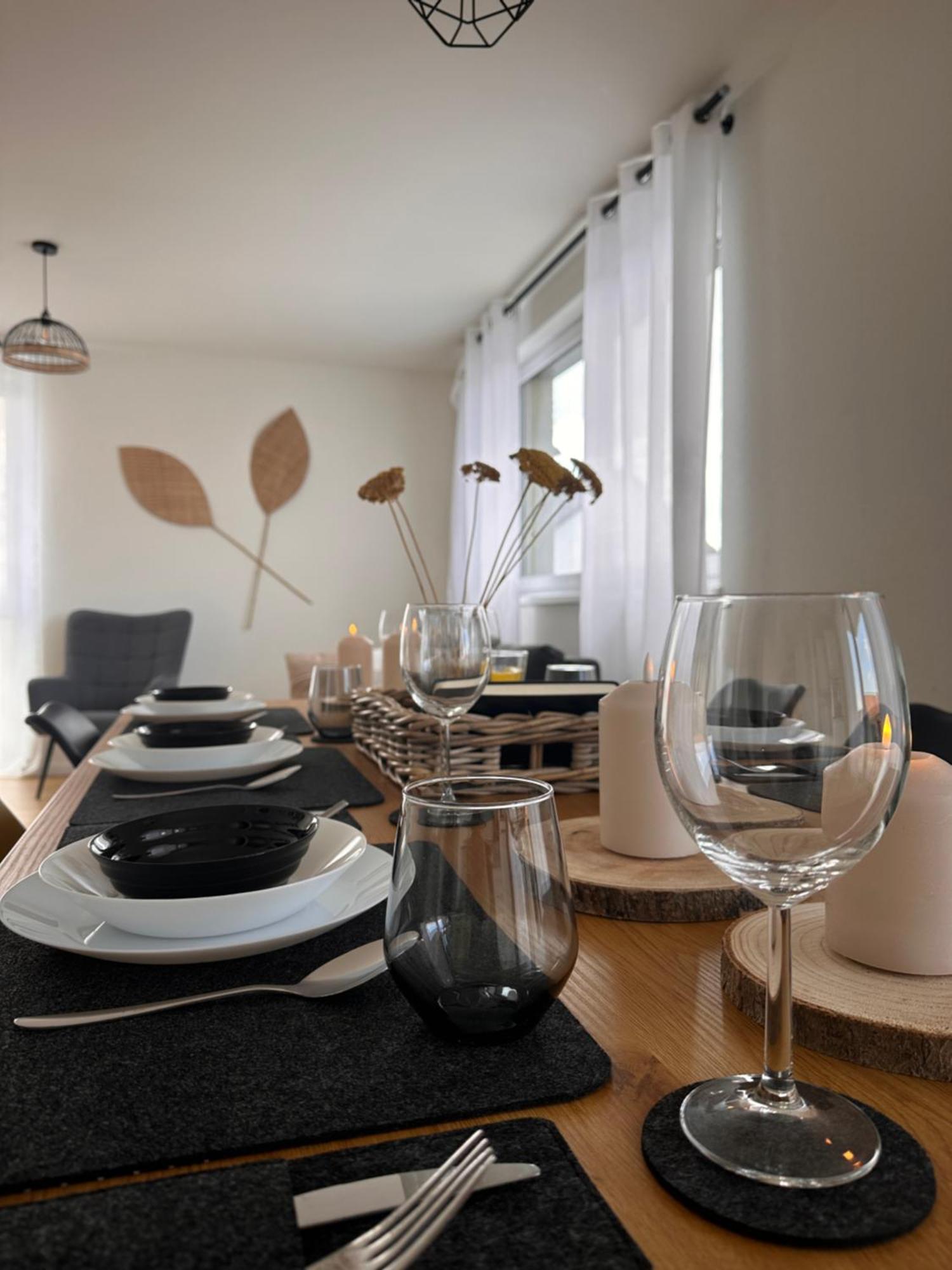 Amao-Sepia I 86Qm I King-Size Beds I Netflix I Privat Balcony I Free Parking I Near Europapark Rheinhausen Exterior foto